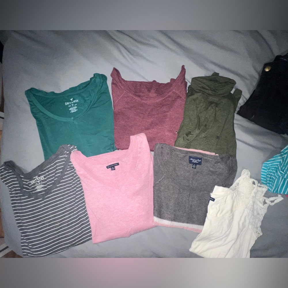 American Eagle and Aerie Lot - Picture 3 of 13